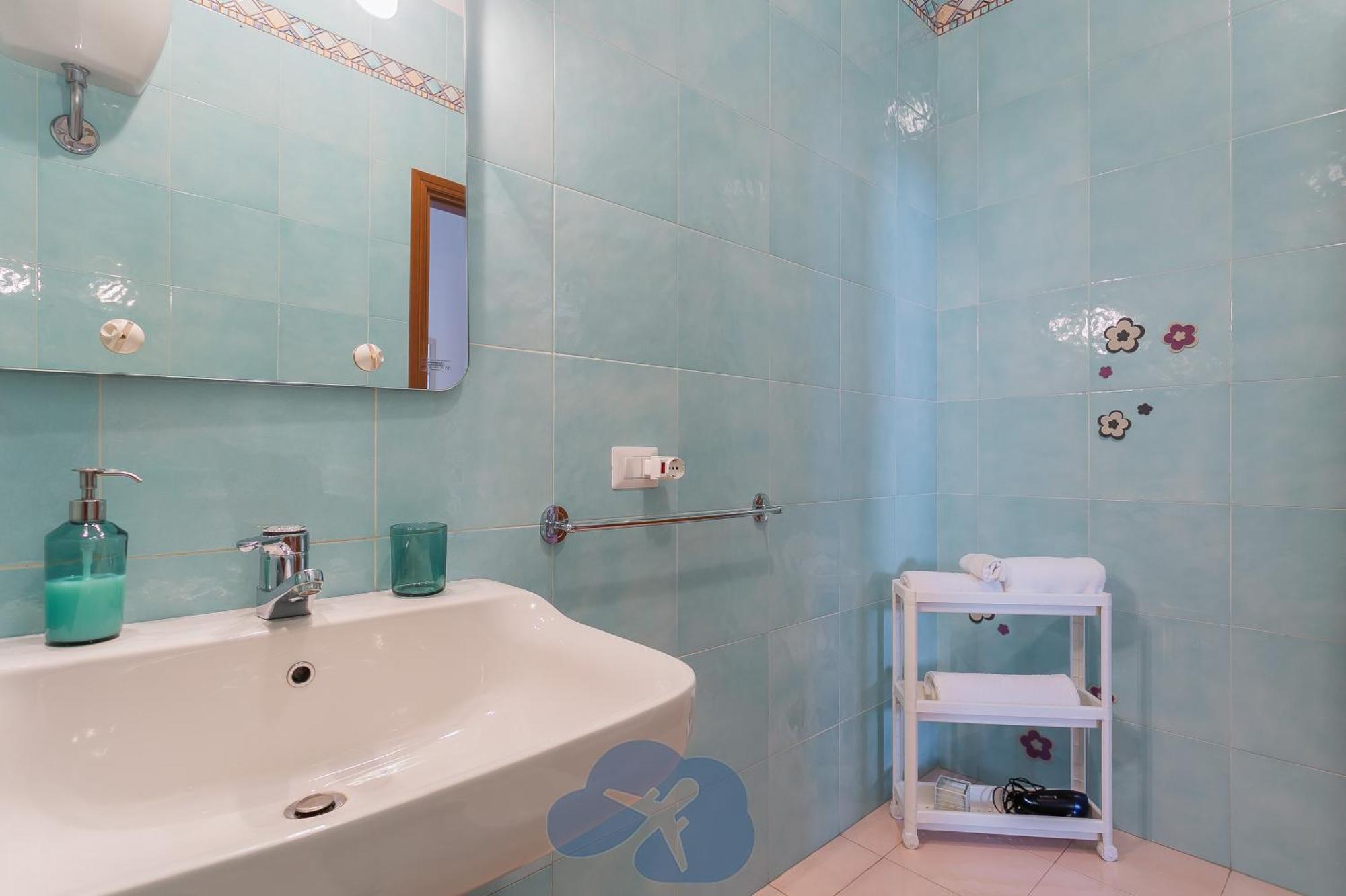 דירות בארי Airport House מראה חיצוני תמונה
